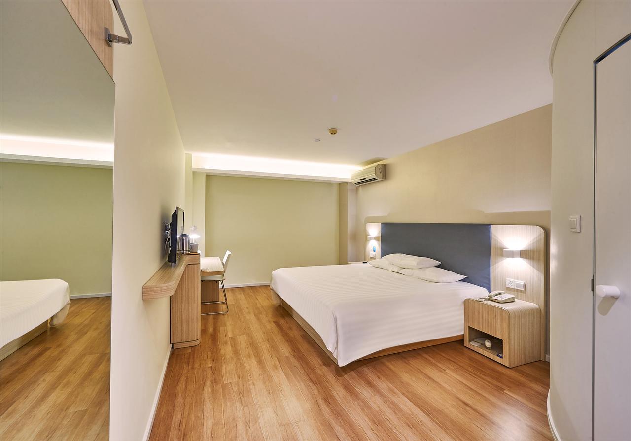 Hanting Hotel Shanghai People'S Square Dagu Road Exterior photo